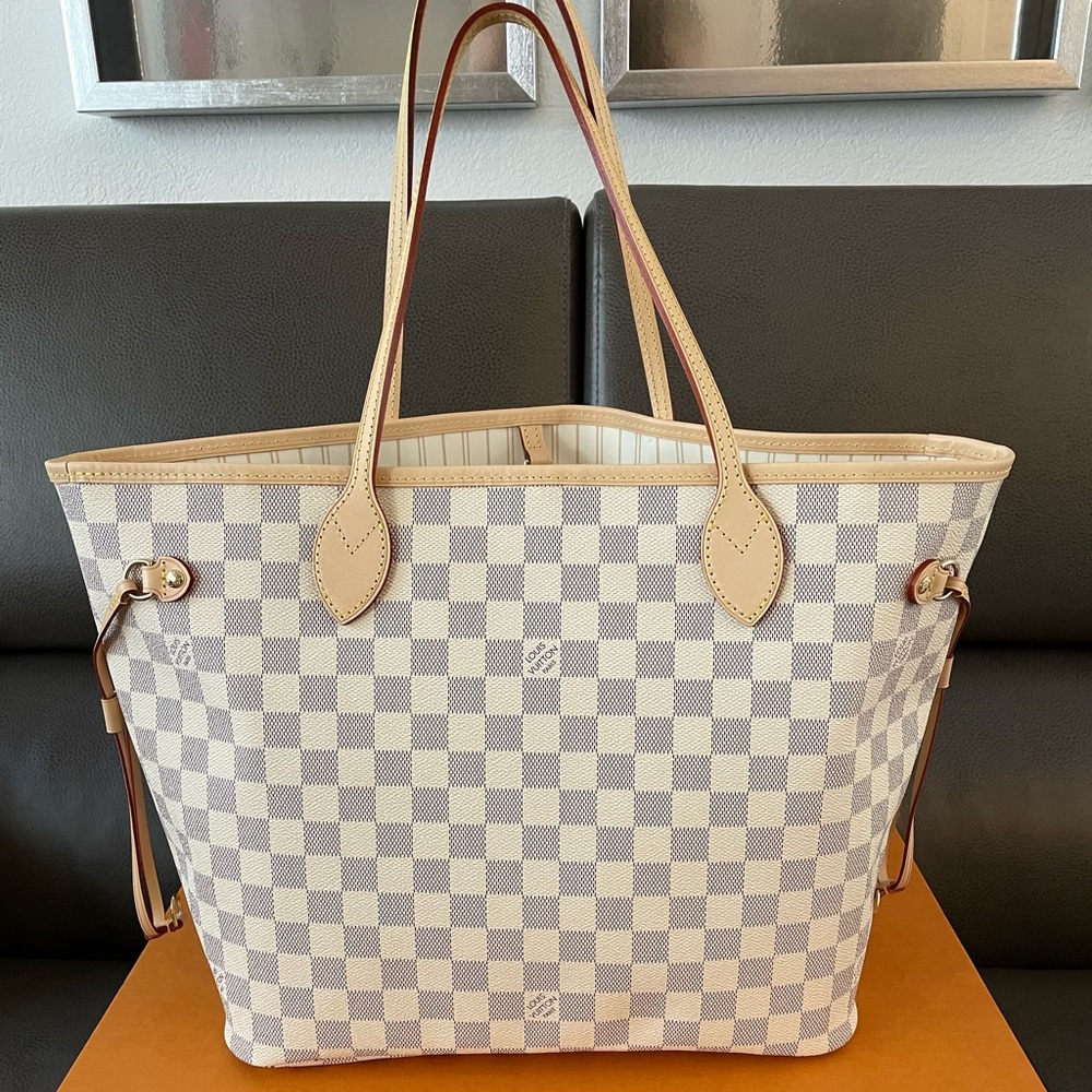 LV Neverfull MM in azure